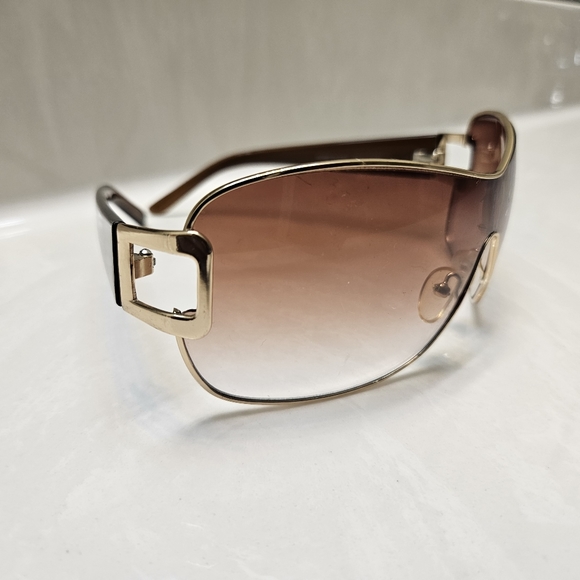 Authentic Kenneth Cole Reaction Shades - Picture 3 of 4